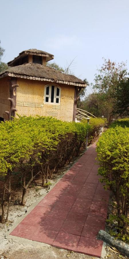 Ananya Eco Resorts & Spa Haiderabad Buitenkant foto